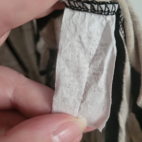 Asymmetrical Skirt - Picture 7 of 8